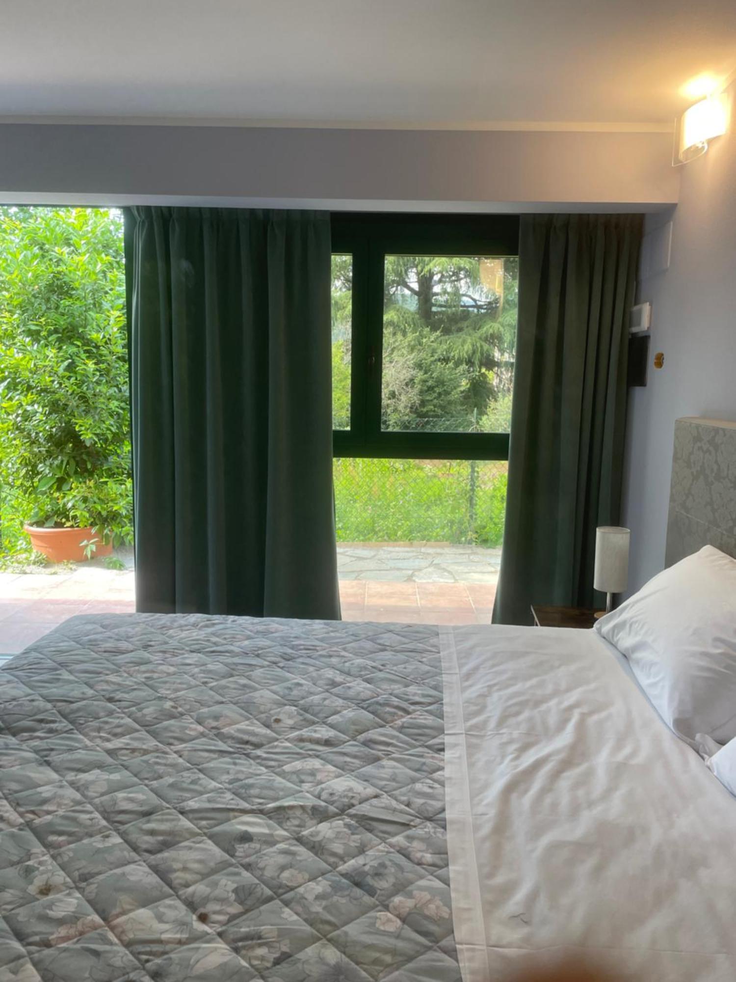 Locanda Dell'Oca Bianca Como Luaran gambar