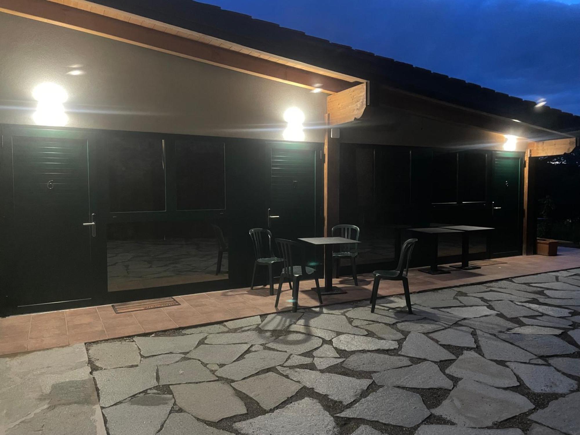 Locanda Dell'Oca Bianca Como Luaran gambar