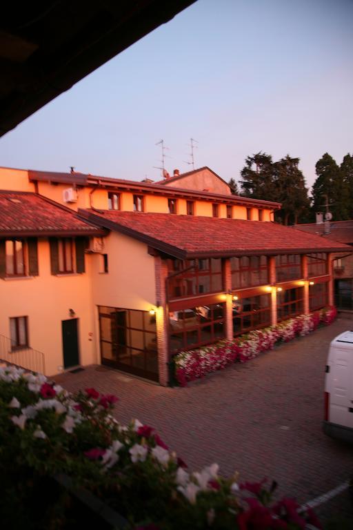 Locanda Dell'Oca Bianca Como Luaran gambar
